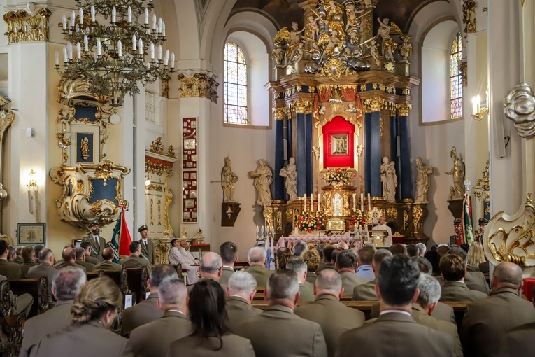 Pielgrzymka leśników do Rokitna