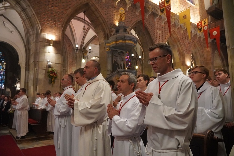 Msza św. z okazji 10. rocznicy ingresu abp. Józefa Kupnego do katedry wrocławskiej