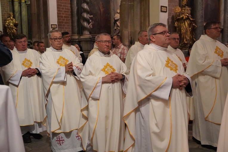 Msza św. z okazji 10. rocznicy ingresu abp. Józefa Kupnego do katedry wrocławskiej