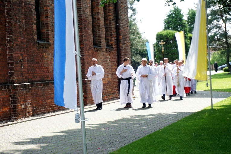 Rozesłanie na letnie rekolekcje