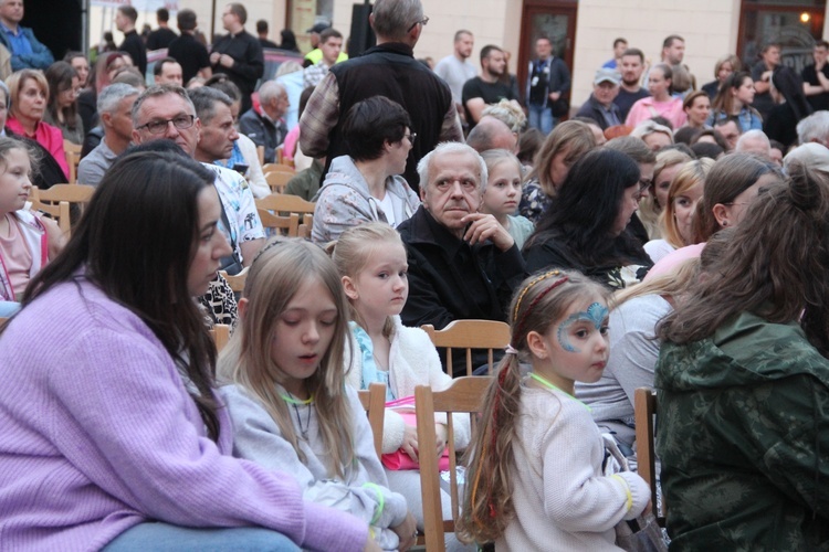 Tarnów. II Festiwal Dobrej Książki