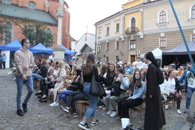 Tarnów. II Festiwal Dobrej Książki