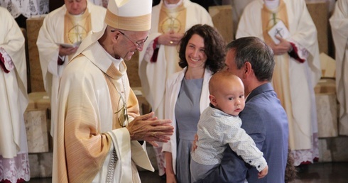 Abp Adrian Galbas uroczyście objął rządy nad archidiecezją katowicką