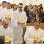 Tarnów. Błogosławieństwo nadzwyczajnych szafarzy Komunii św.