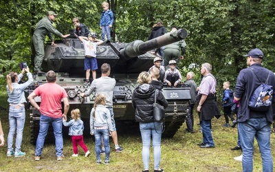 Nowa Dęba. Wystrzałowe otwarcie