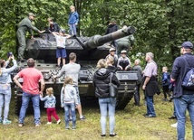 Nowa Dęba. Wystrzałowe otwarcie