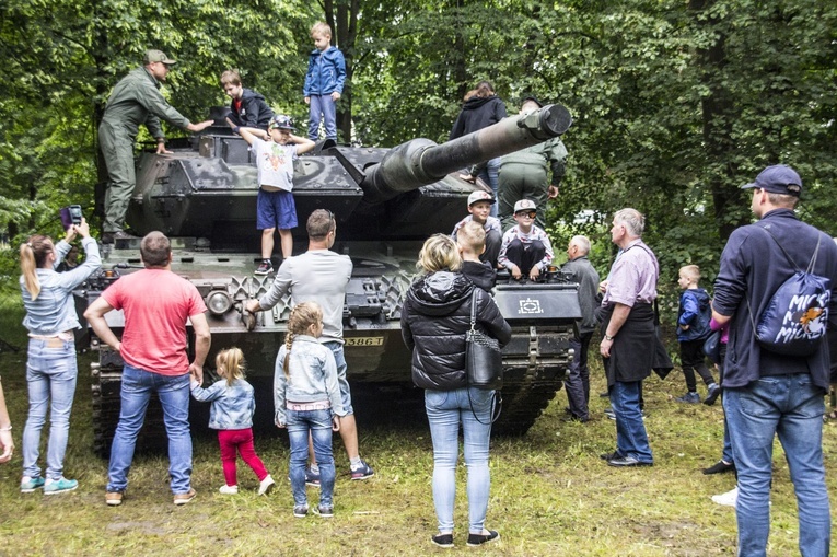 Nowa Dęba. Wystrzałowe otwarcie