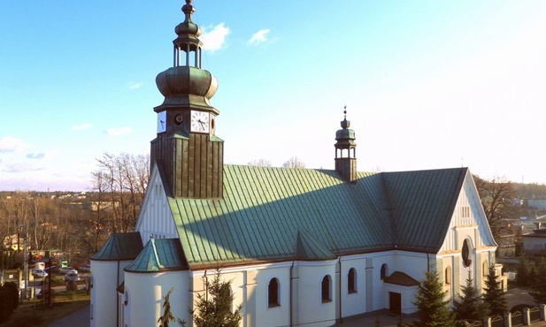 Z tej parafii pochodzi 16 kapłanów. Wśród nich abp Damian Zimoń