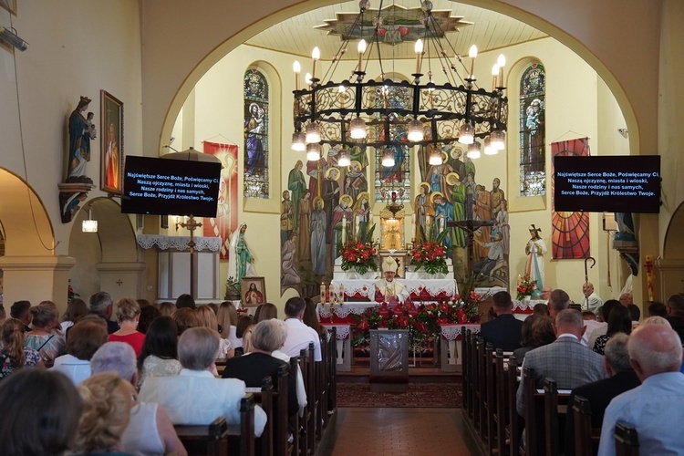 Jubileusze kościoła i parafii w Świerczowie