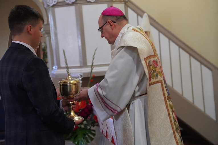 Jubileusze kościoła i parafii w Świerczowie