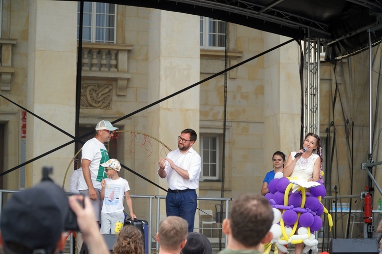 Piknik rodzinny na Dzień Ojca i gra miejska "Przygoda z tatą"