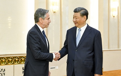 Chiny: Xi i Blinken zgodzili się co do potrzeby stabilizacji relacji między Pekinem i Waszyngtonem