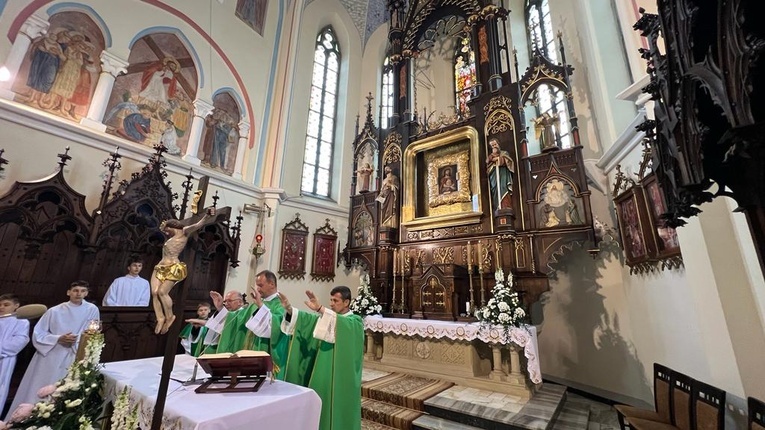 Ministranci i aspiranci w Ciężkowicach