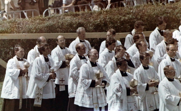 Jan Paweł II we Wrocławiu w 1983 roku - zdjęcia archiwalne