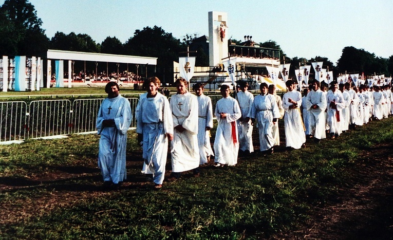 Jan Paweł II we Wrocławiu w 1983 roku - zdjęcia archiwalne