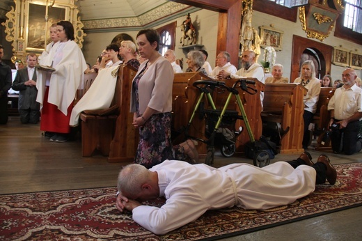 Święcenia diakonatu przyjął w Borowej Wsi Jan Gil