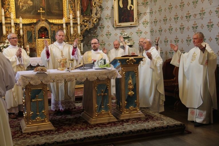 Święcenia diakonatu przyjął w Borowej Wsi Jan Gil