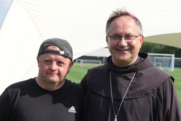 Poświęcenie kamienia węgielnego pod nową siedzibę Środowiskowego Domu Samopomocy w Skawinie