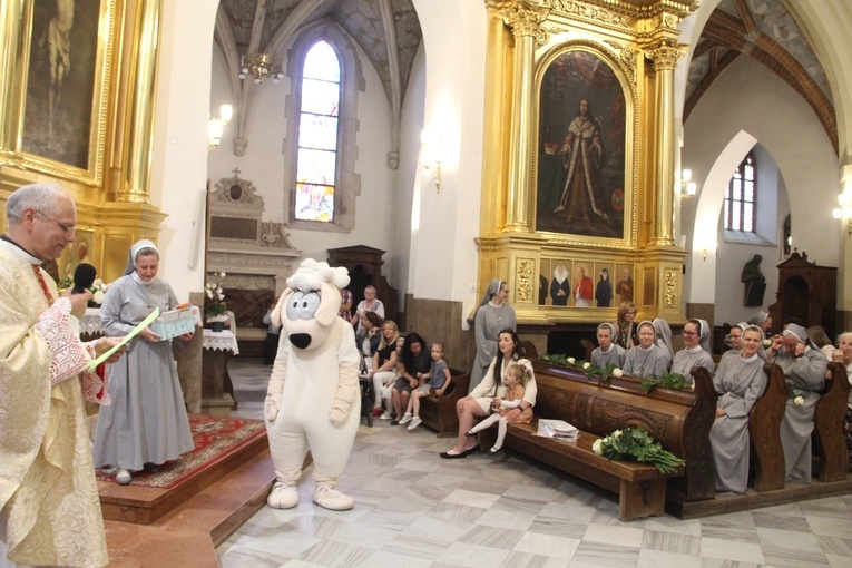 Tarnów. Srebrny jubileusz sióstr misjonarek w katedrze