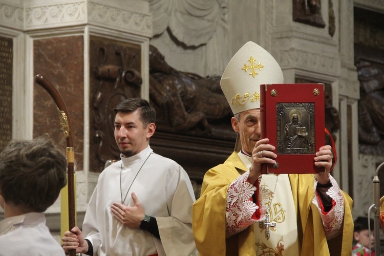 Tarnów. Srebrny jubileusz sióstr misjonarek w katedrze