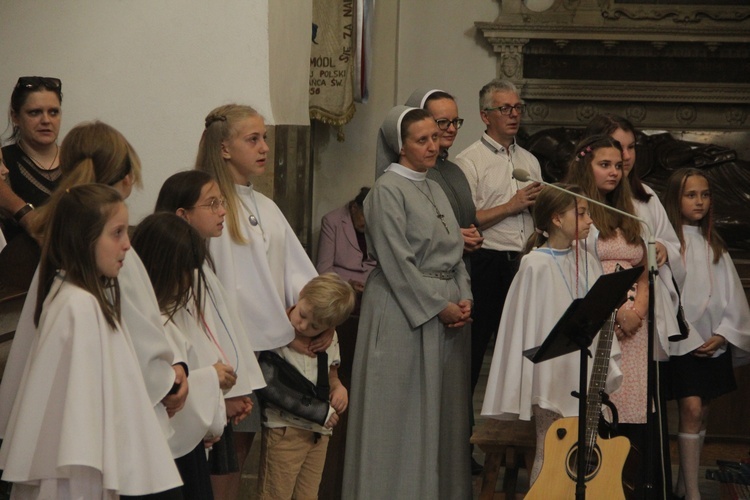 Tarnów. Srebrny jubileusz sióstr misjonarek w katedrze