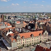 Reuters: sukces Polski, która zachęciła koncern Intel do zainwestowania we Wrocławiu, to lekcja wytrwałości