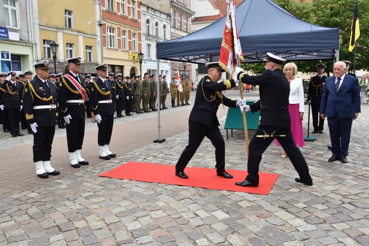 Nowy sztandar marynarzy z Wejherowa