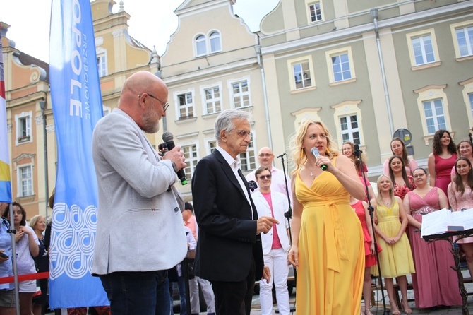 Jacek Fedorowicz odsłonił swoją gwiazdę w Alei Gwiazd na opolskim rynku