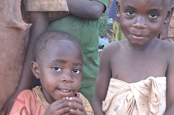 „Mój brat Pigmej”. Pomoc dla dzieci w Kamerunie