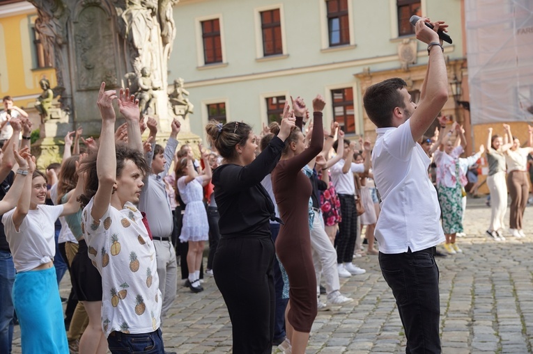 Rozesłanie młodzieży na ŚDM. Modlitwa i integracja