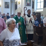 Poświęcenie odnowionego kościoła w Oleśnie