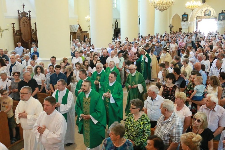 Spotkanie rodzin w Wąwolnicy