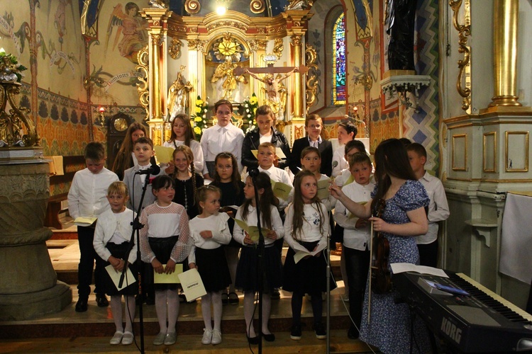 Ujanowice. Setna rocznica święceń kapłańskich ks. Bernardyna Dziedziaka