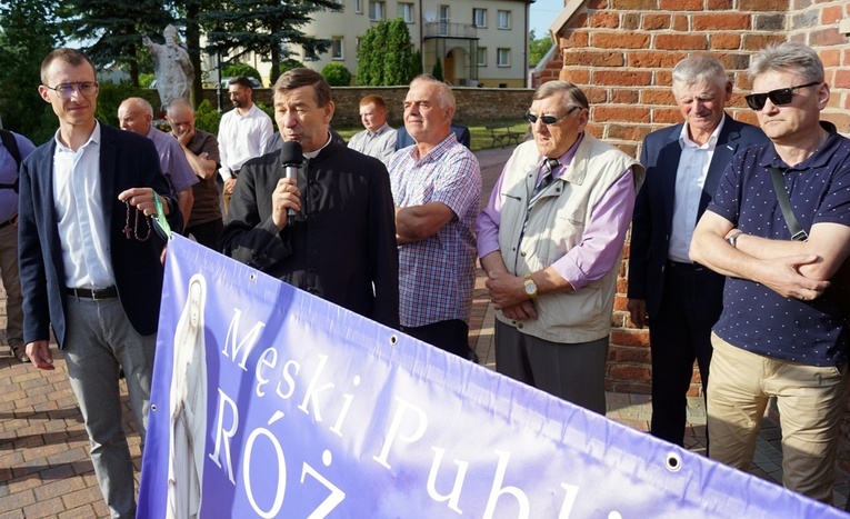 XXV Męski Publiczny Różaniec w Drzewicy