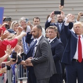 Trump: USA powinny podjąć próbę nakłonienia stron konfliktu do rozmów pokojowych