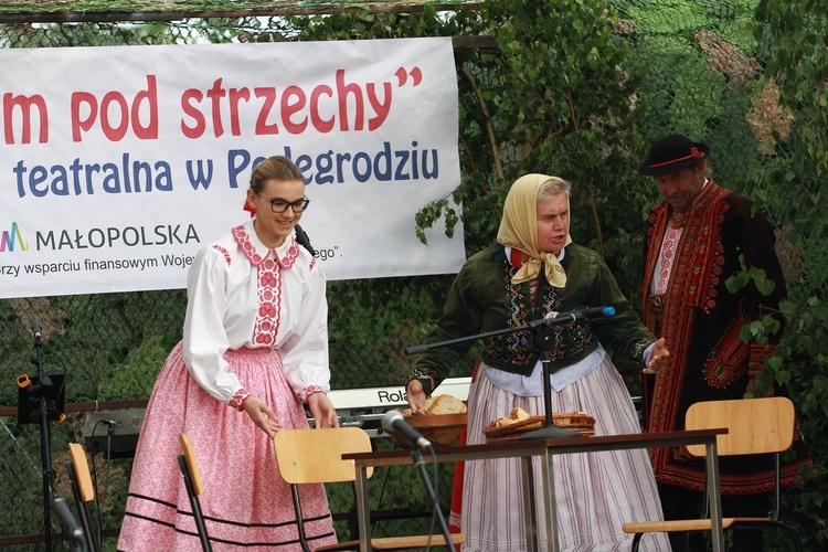 Wieczór teatralny w Podegrodziu