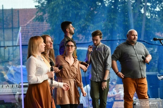 Jubileuszowa modlitwa, pielgrzymkowe podziękowania i koncert niemaGOtu