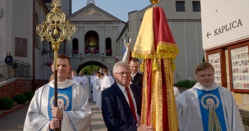 Uroczystości z okazji 18. rocznicy koronacji w skarżyskiej Ostrej Bramie