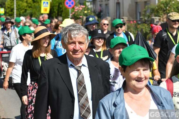 Piesza Pielgrzymka Duszpasterstwa Rolników już w drodze na Jasną Górę