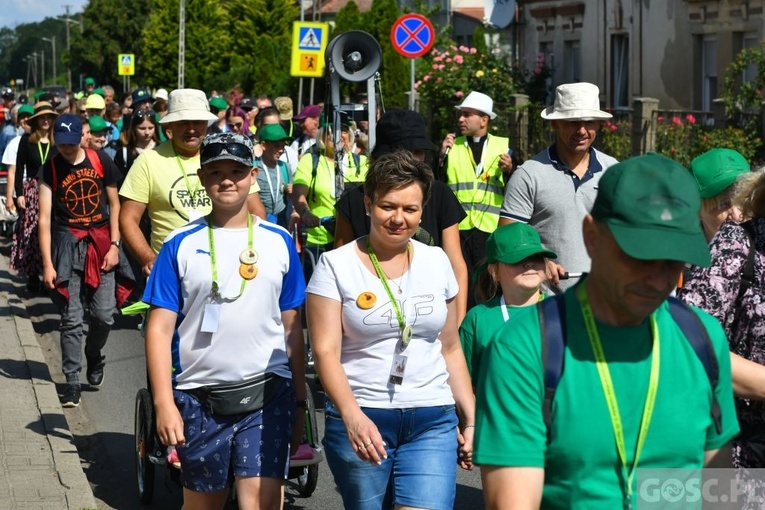 Piesza Pielgrzymka Duszpasterstwa Rolników już w drodze na Jasną Górę
