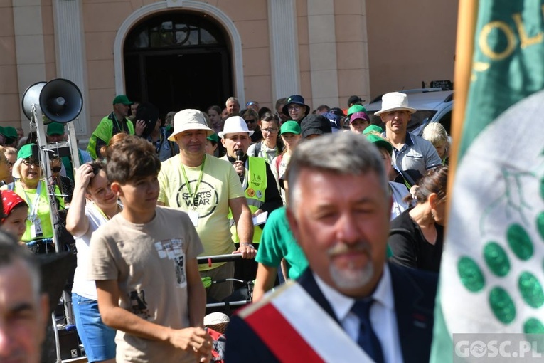 Piesza Pielgrzymka Duszpasterstwa Rolników już w drodze na Jasną Górę