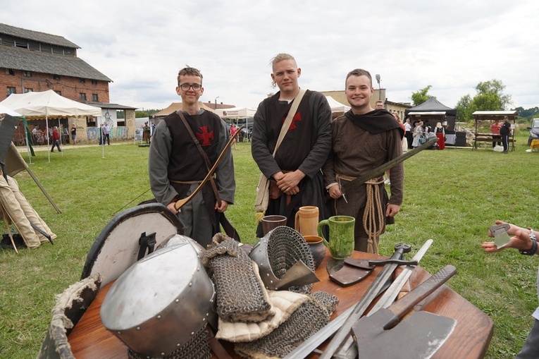 X Jubileuszowy Historyczny Jarmark Parafialny w Głębowicach pełen muzyki i smakołyków
