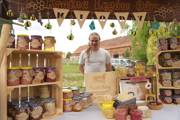 X Jubileuszowy Historyczny Jarmark Parafialny w Głębowicach pełen muzyki i smakołyków