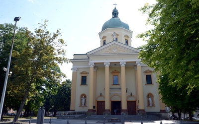 Msza św. sprawowana będzie 11 lipca w kościele garnizonowym przy placu Konstytucji 3 Maja 1.