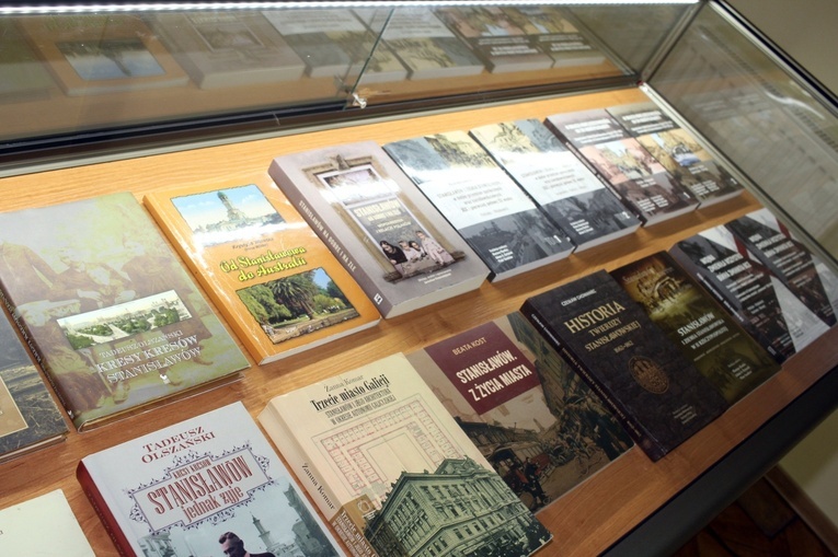 Pięć oblicz Stanisławowa