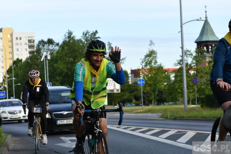 Wyruszyła Rowerowa Pielgrzymka Głogowska