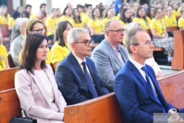 Ogólnopolski obóz Fundacji "Dzieło Nowego Tysiąclecia" oficjalnie rozpoczęty