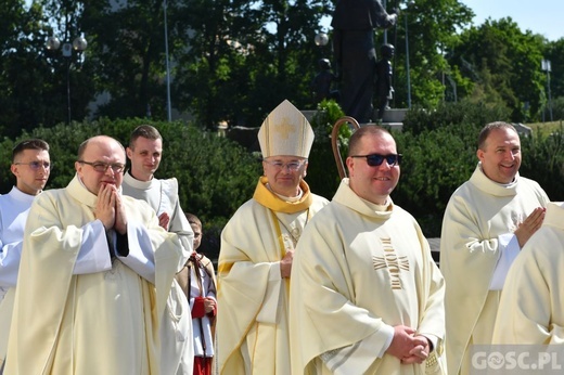 Ogólnopolski obóz Fundacji "Dzieło Nowego Tysiąclecia" oficjalnie rozpoczęty