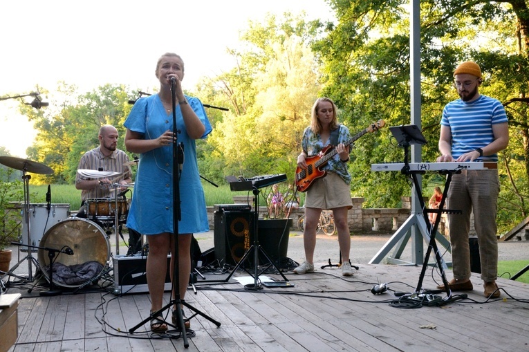 Koncert "ani to projekt"