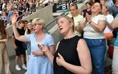 Uwielbienie "ChwałaMU" na stadionie Tarczyński Arena - cz. 1